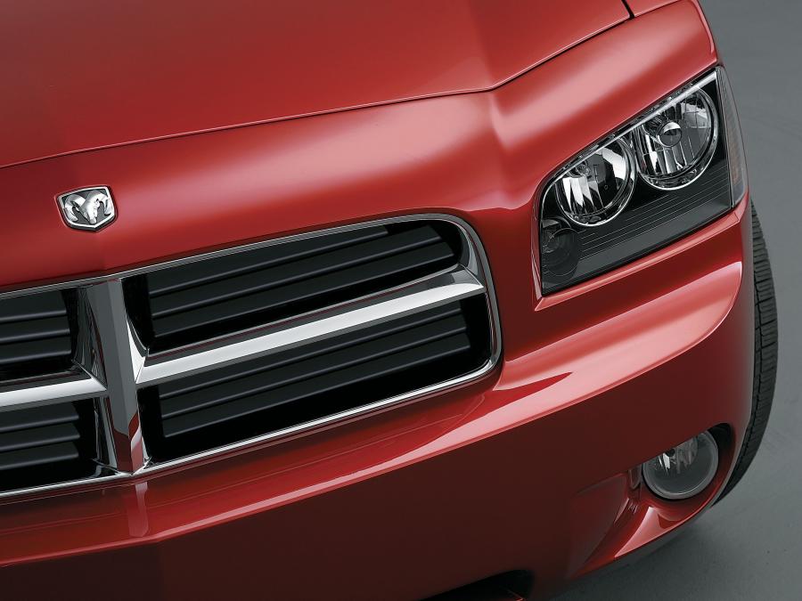  Dodge Charger R/T 2005 года  (фото 77 из 81)